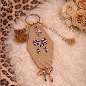 🤎 Leopard Teddy Keychain ✨